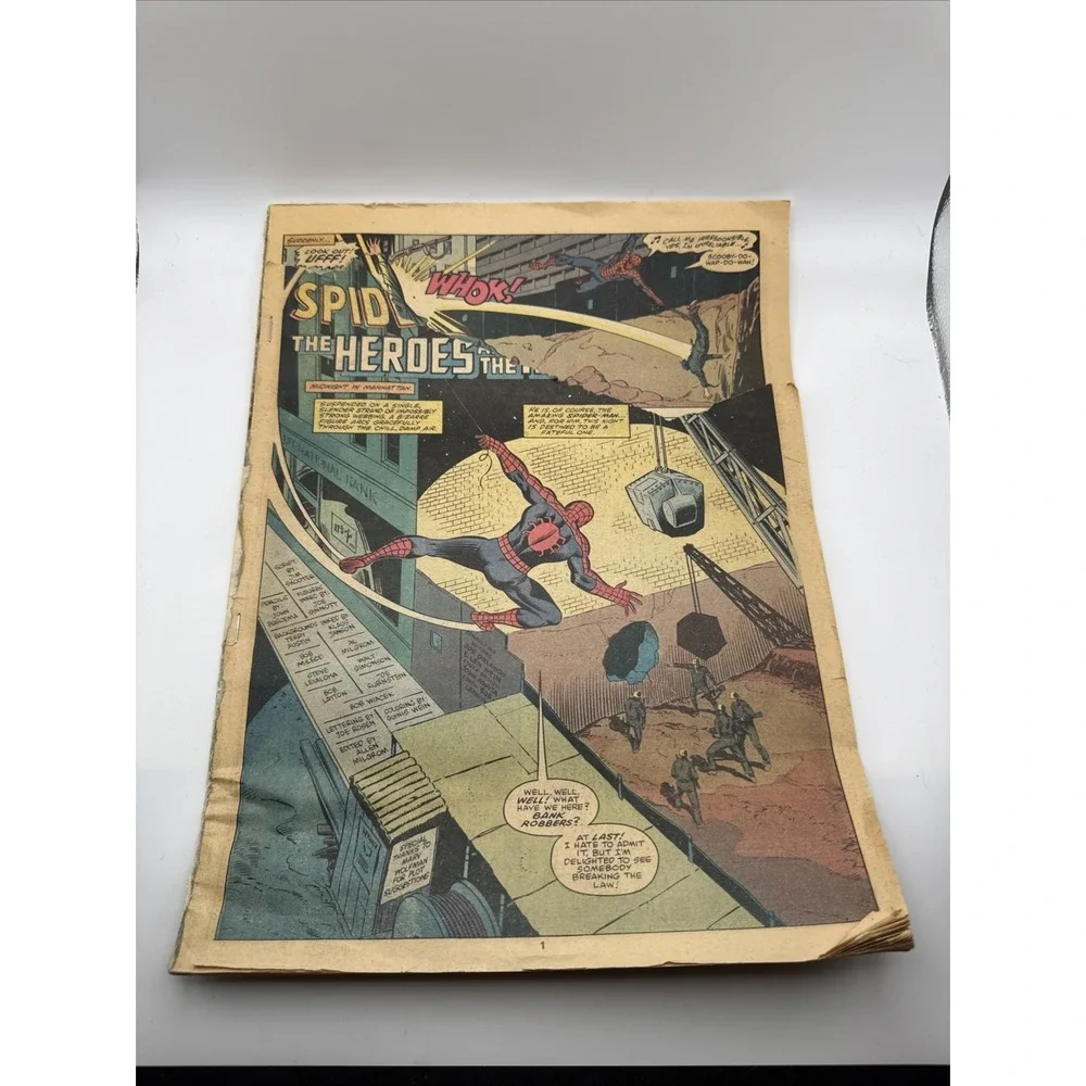MARVEL TREASURY EDITION #28 SUPERMAN AND SPIDER-MAN 1981 Poor Condition